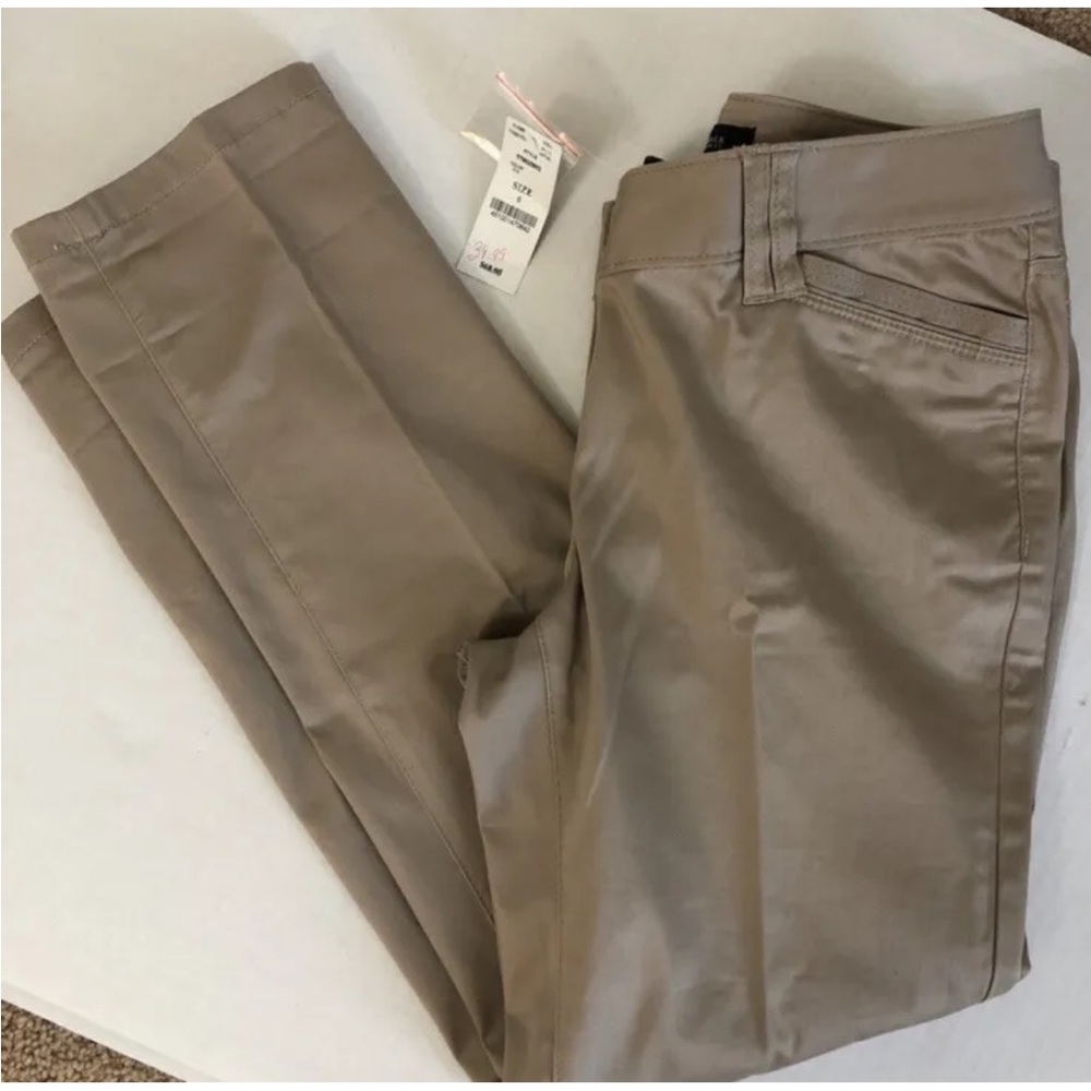 NWOT White House Black Market Tan Ankle Pants Size 0